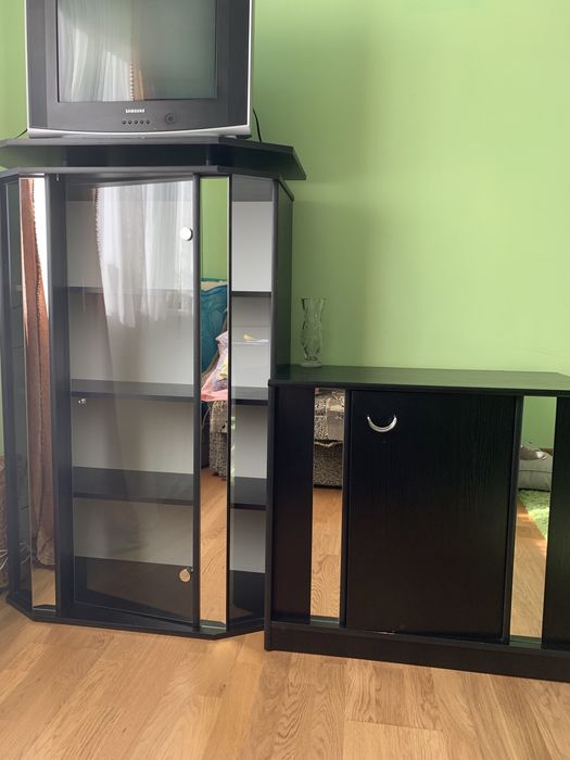 Меблі в кімнату