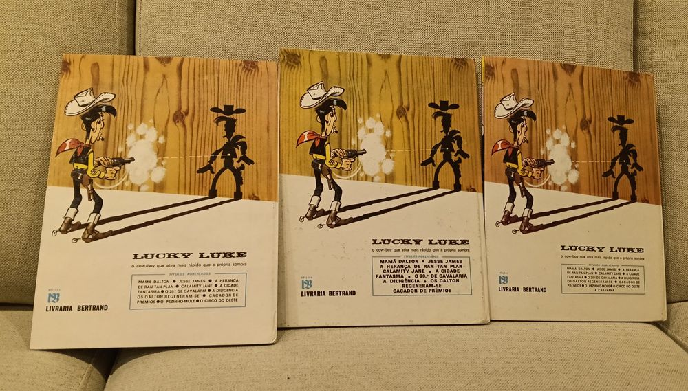 Conjunto de 3 antigos livros do Lucky Luke