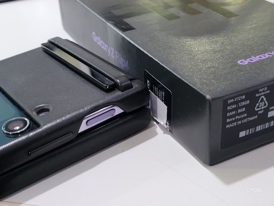 Samsung Galaxy Flip4