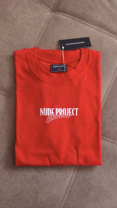 T shirt nude project