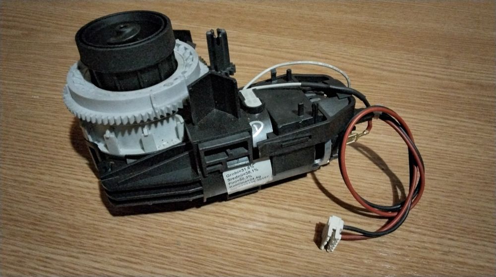 Ekspres Bosch VeroCup100- młynek