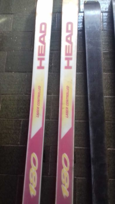 tenho para venda ski para neve estado razoável