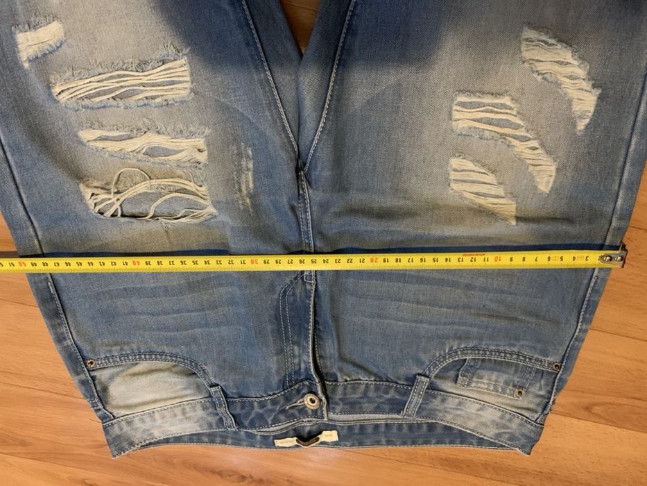 Джинсы женские