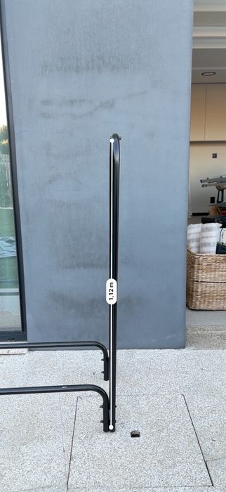 Suporte para lenha com cobertura