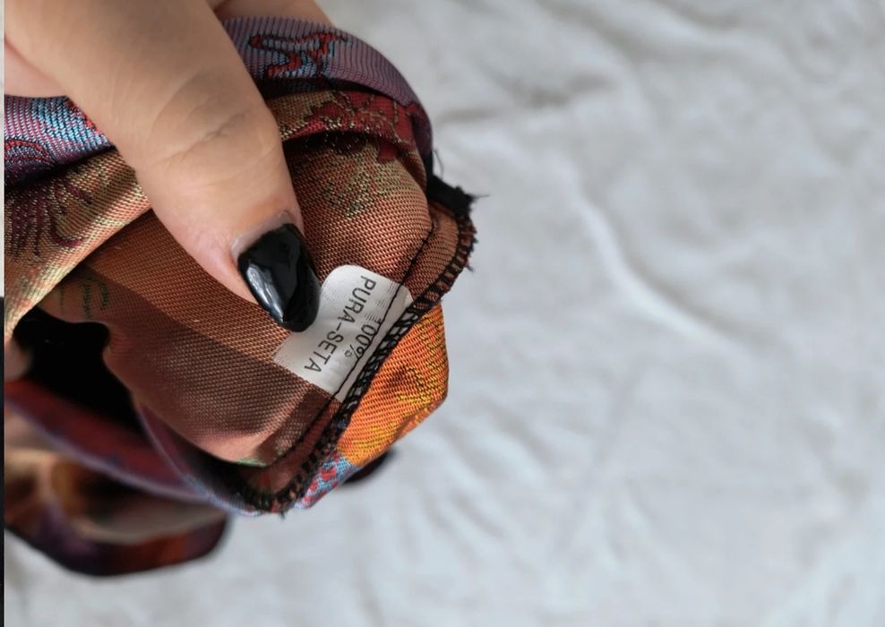 Damska jedwabna sukienka