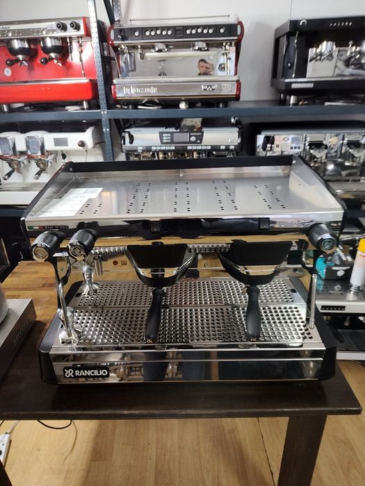Професійна кавомашина rancilio class 5