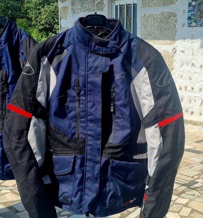 1 Casaco Alpinestars unisexo, novo, tamanho XL. (Veste tamanho M)