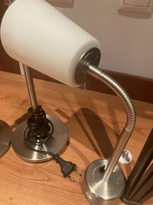 Candeeiro suspenso  ajustavel em altura/  2 candeeiros mesa ikeia