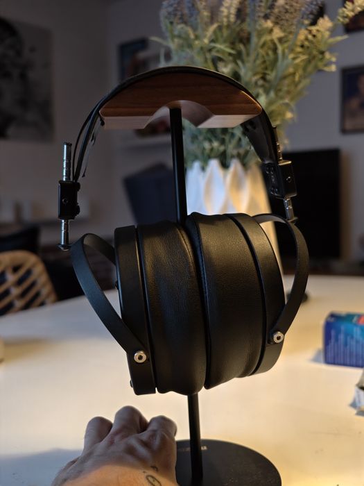 Audeze LCD2-C Classic w stanie bardzo dobrym