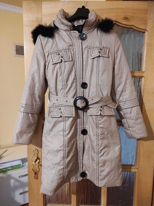 Пуховик жіночий зимовий