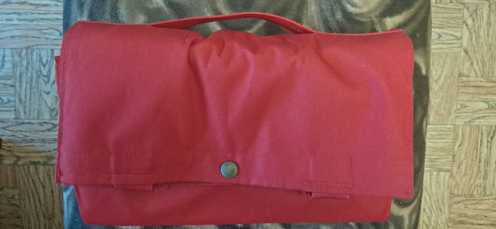 Складная сумка-тележка на колёсиках.