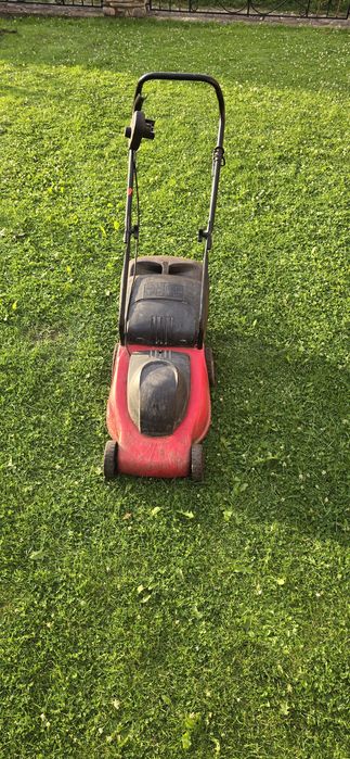 Газонокосилка з Італії