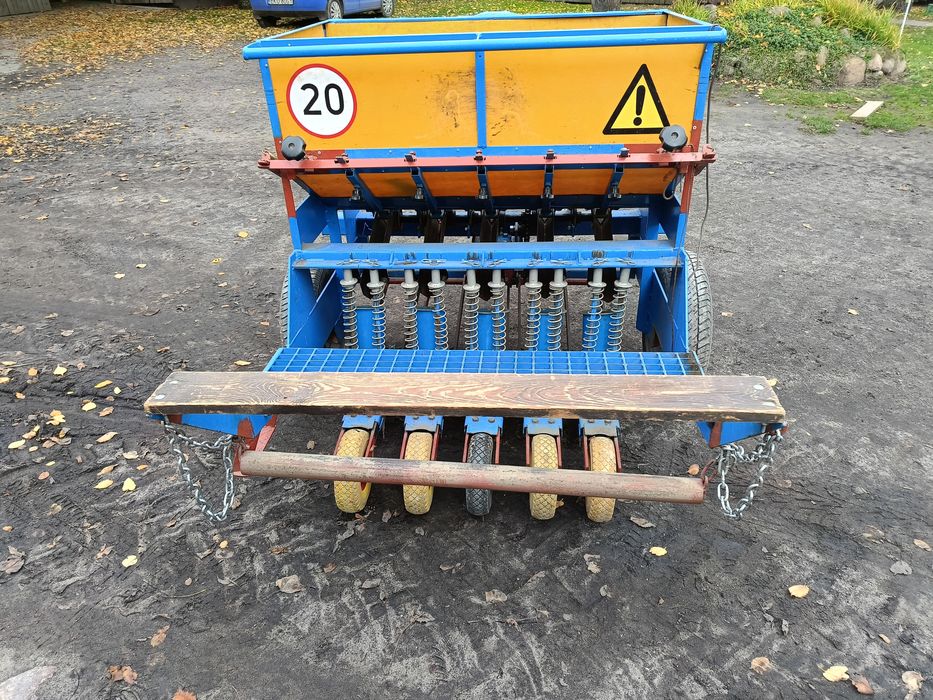 Sadzarka do cebuli dymki