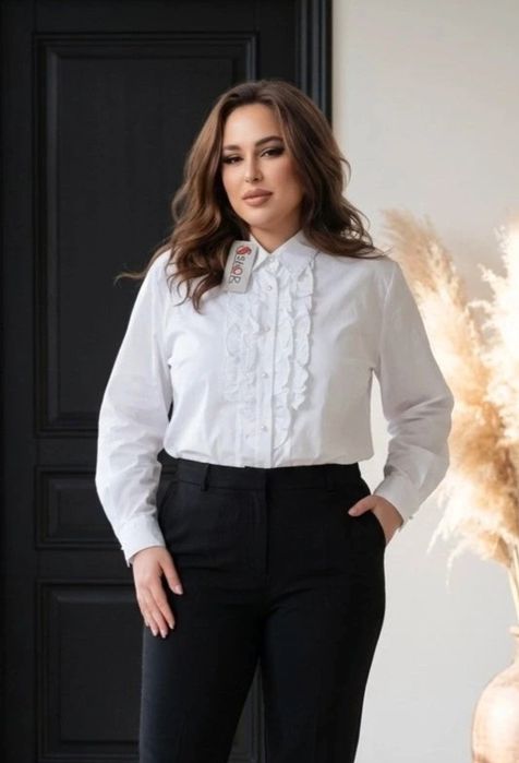 Solar 40 42 L XL bluzka koszula z żabotem klasyczna guziki-perełki biała klasyczna prosta