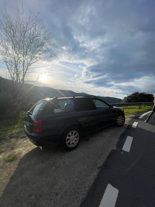 Audi A4 Avant B5 1.9 TDI AFN 110cv – 1996 – AC + Teto de Abrir foto 3