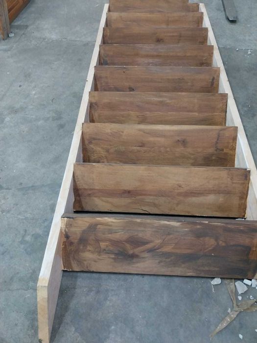 Solidne schody drewniane –  NISKA CENA