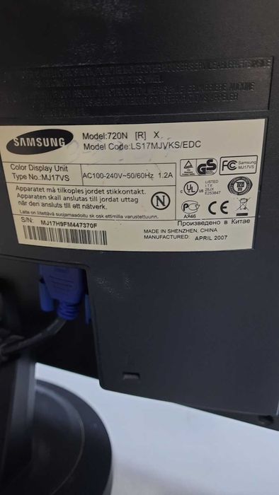 монітор Samsung 720N