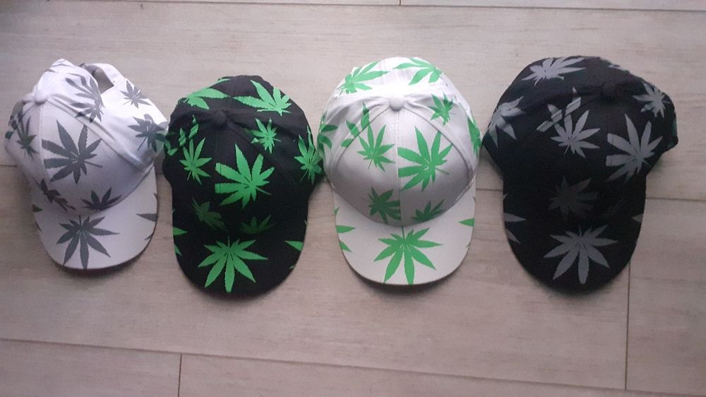 Czapka z daszkiem, nowa.