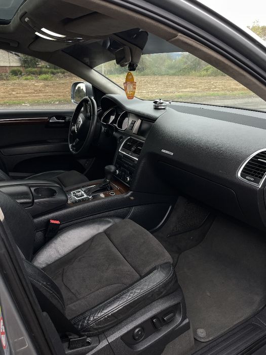 Ауді Q7 4l  3.0TDI