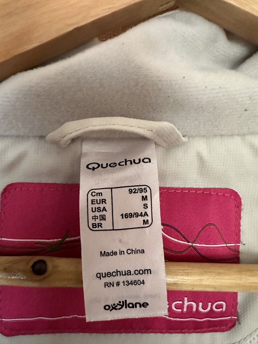 Куртка Quechua M , водонепроникна вітровка