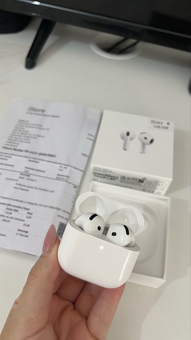 AirPods 4 Apple com caixa e garantia até 2027