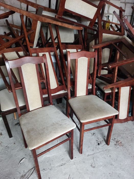 Krzesło ponad 20 sztuk, cena za sztuke, solidne