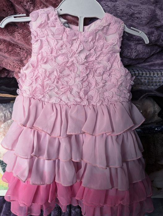 Платтячко на дівчинку нарядне нове