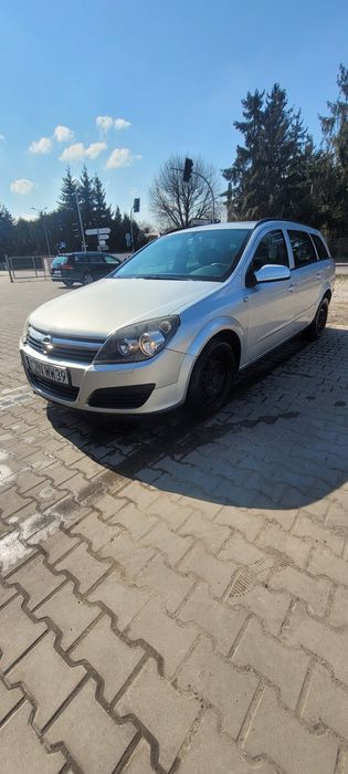 Opel Astra 1.7 Diesel Oszczędny,Długie opłaty