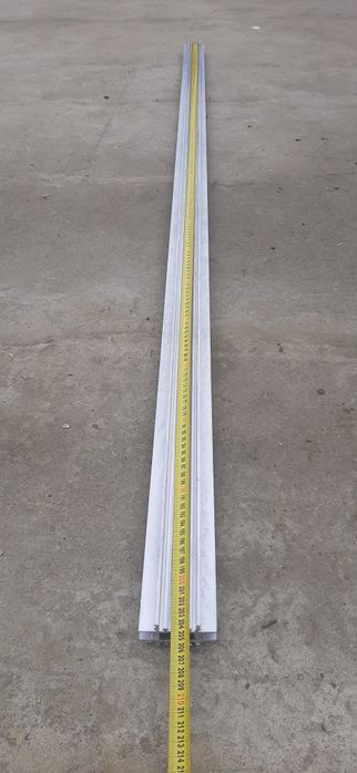 Профіль алюмінієвий