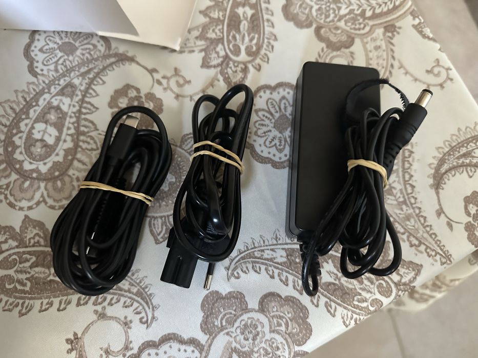 Simulador de Condução Completo PS4/PS5/PC - Thrustmaster T248 + Cockpit F-GT Lite + Extras (Excelente Estado)