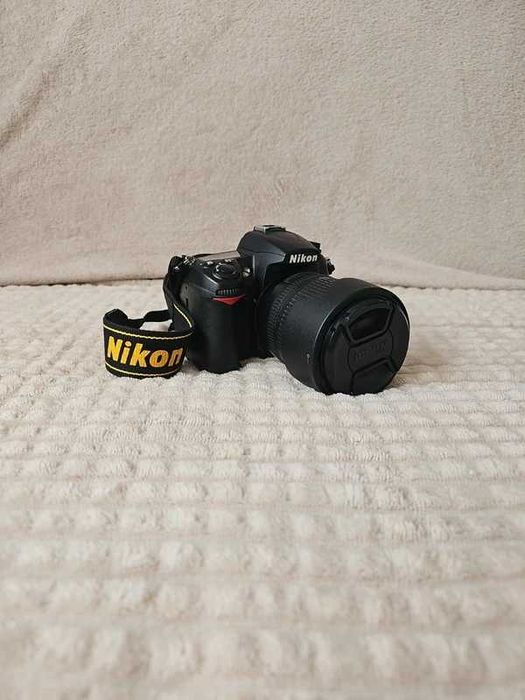 Aparat Nikon D7000 18-105 VR Kit