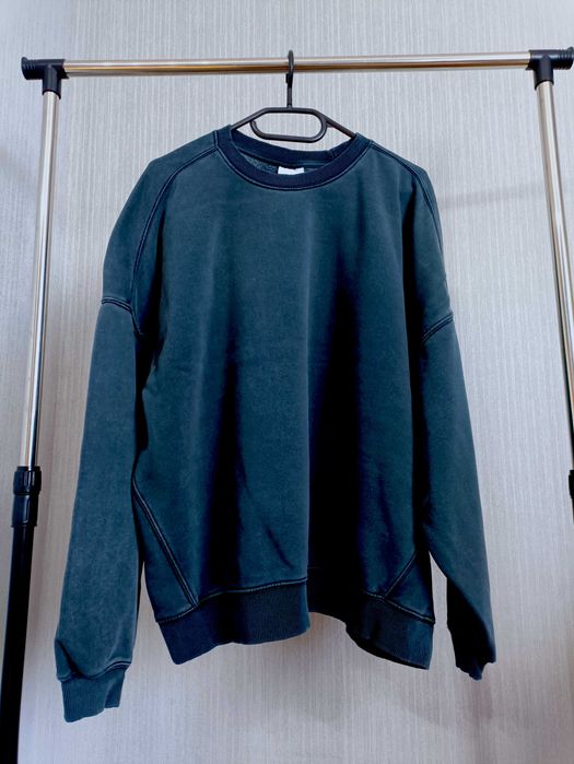 Breshka czarny męski sweter bez kaptura roz. M stan bardzo dobry