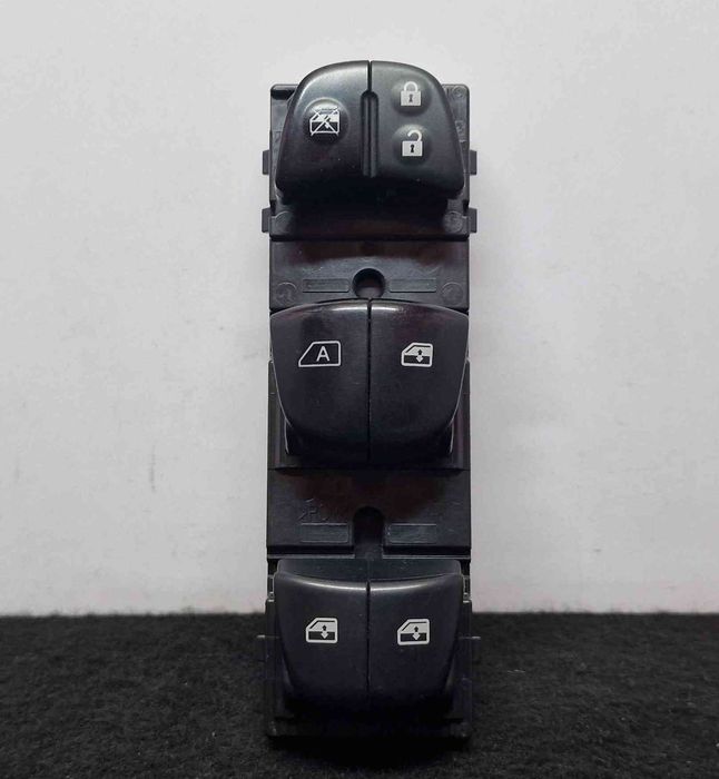 Comando / Botão / Interruptor Vidros Frente Esquerdo 254011766R - RENAULT KADJAR