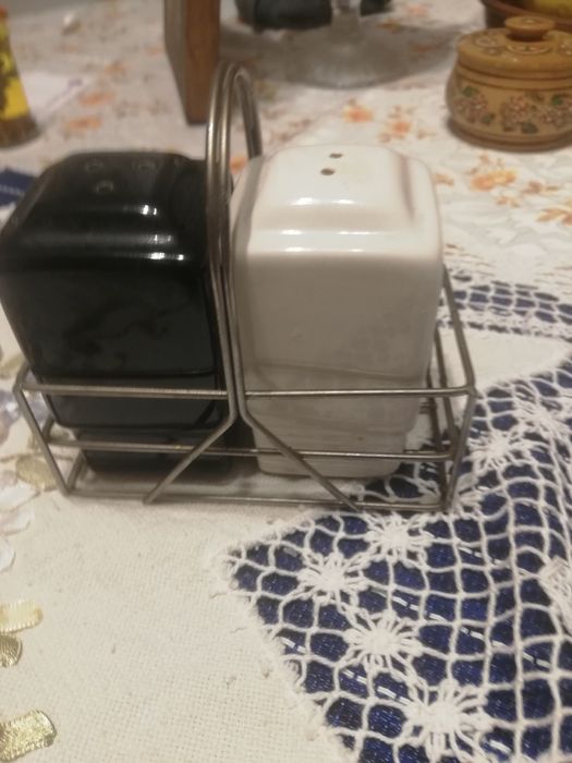 Продам набір для спеції  сіль перець