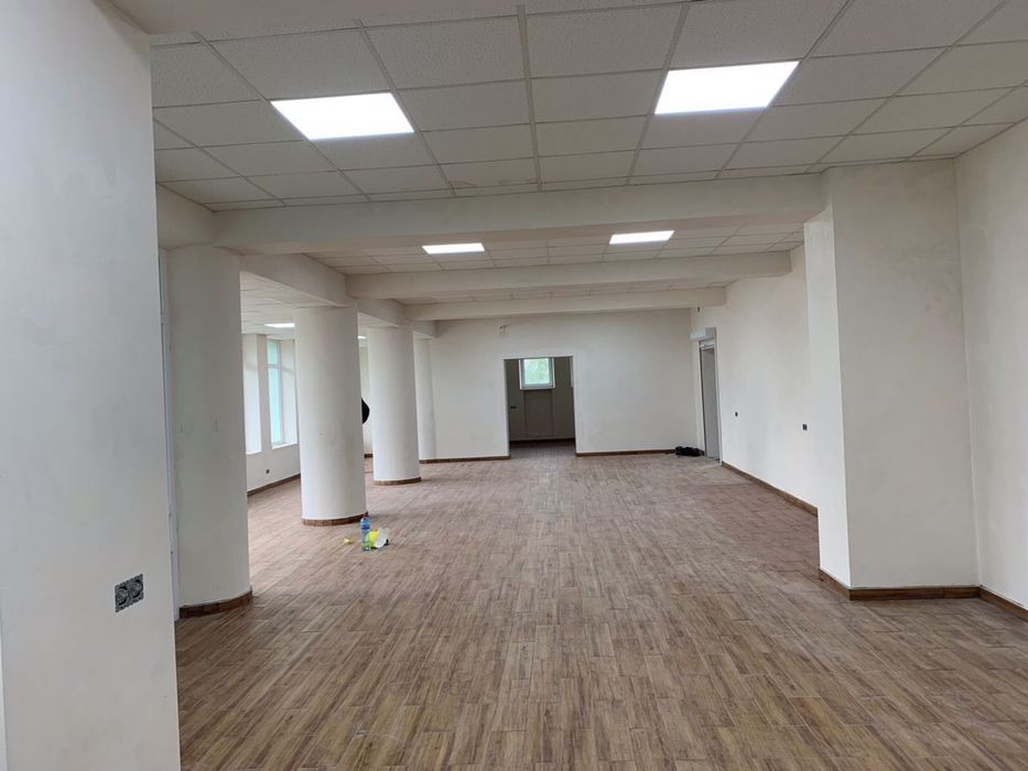 Продається комерційного приміщення| 280 кв.м .| місто Тальне
