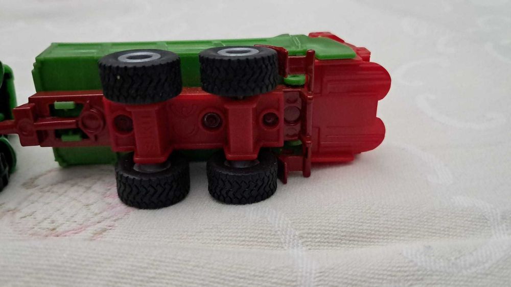 Mini Trator Deutz-Fahr com Reboque SIKU