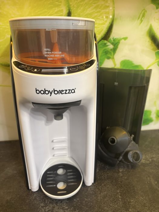 Ekspres do mleka babybrezza, dodatkowy lejek, stan bardzo dobry.