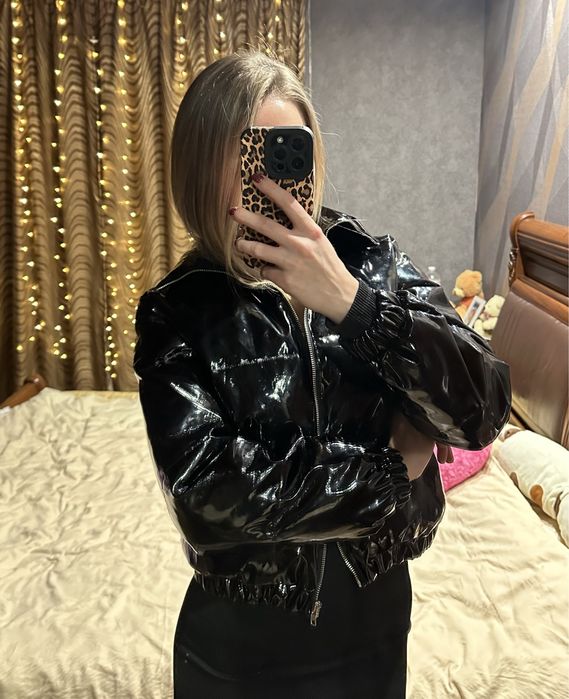 Лакована куртка чорна розмір ххс- хс