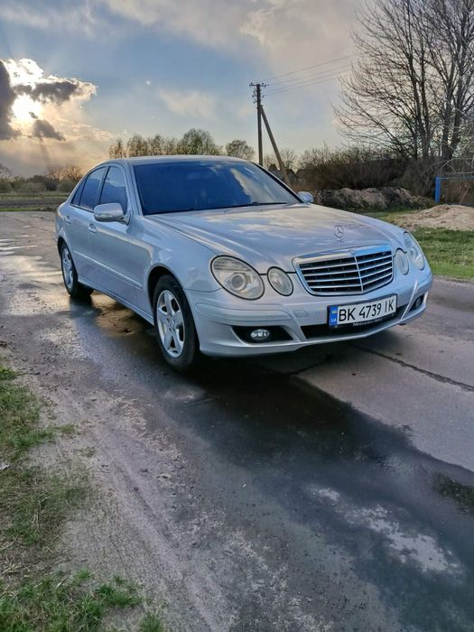 Продам мерседес W211 2.2CDI