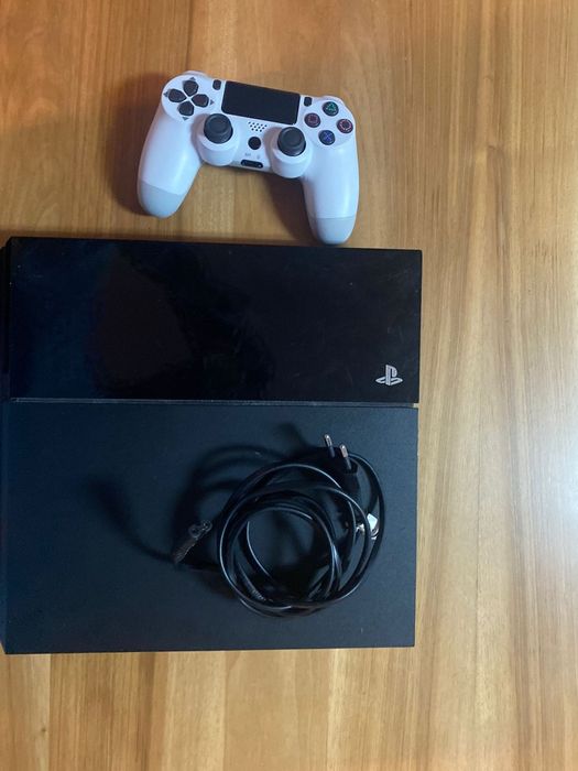 (2) Ps4 + (6jogos)