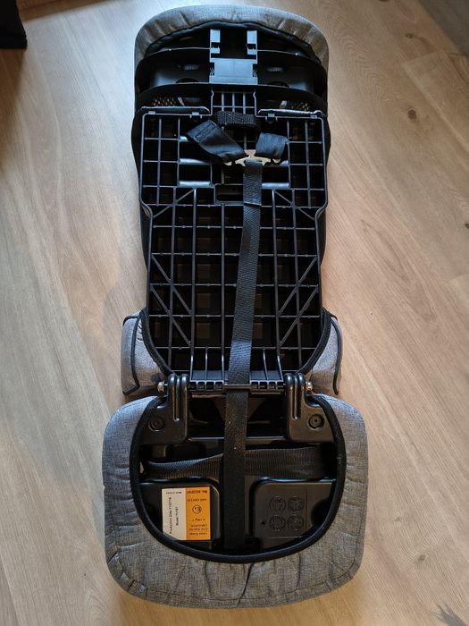 Urban Kanga fotelik samochodowy przenośny składany