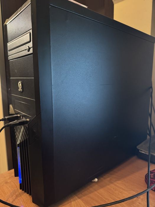 PC komputer do gier i pracy