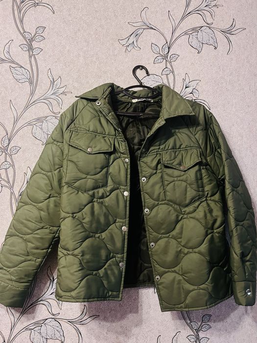 Жіноча легка куртка,бомбер