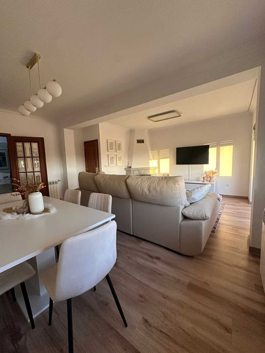 Apartamento T2 Santa Eugenia c/garagem fechada