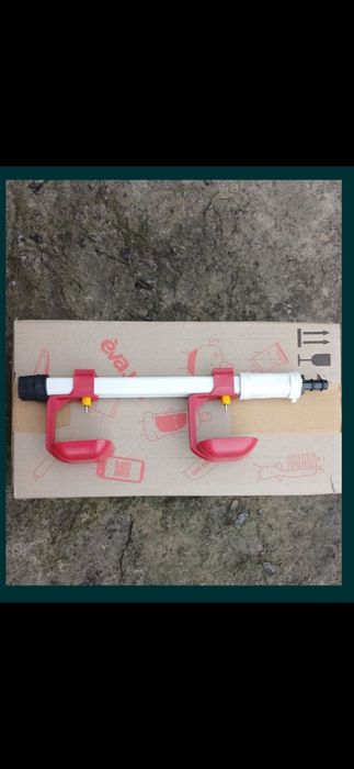 Поїлка для курей, перепілок. кролів. та гризунів,