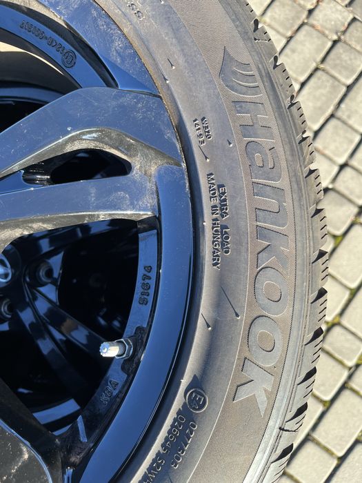 Opony zimowe 215/55/17 Hankook Winter I’cept evo 2