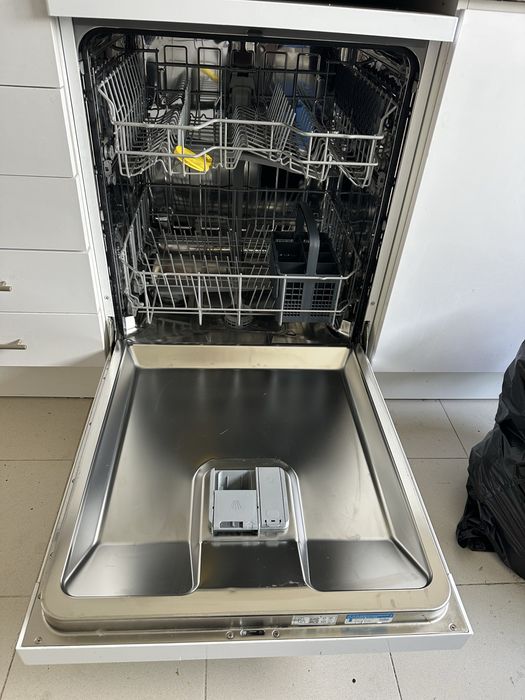 Maquina de lavar a loiça