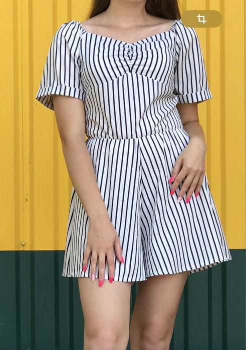 Жіночий комбінезон-шортики