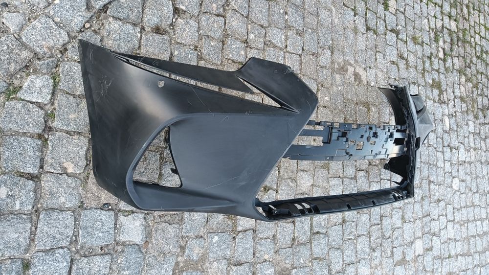Parachoques Lexus is para choques 2018