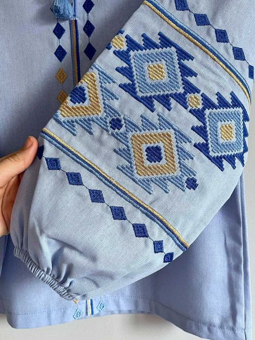 Вишиванка дитяча для дівчинки святкова в садок і школу довгий рукав